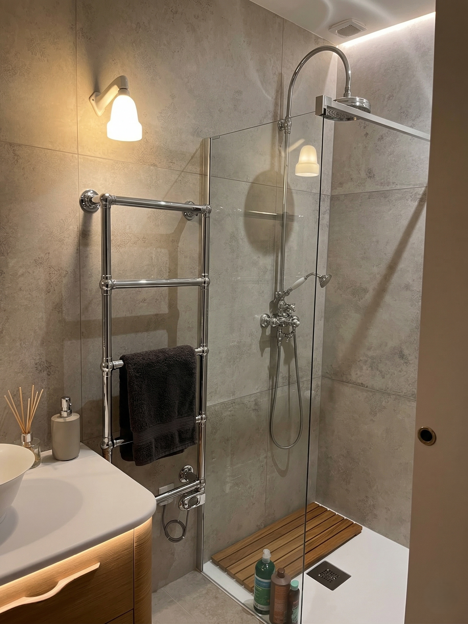 Rénovation de salle de bain complète avec douche à l'italienne dans l'Yonne